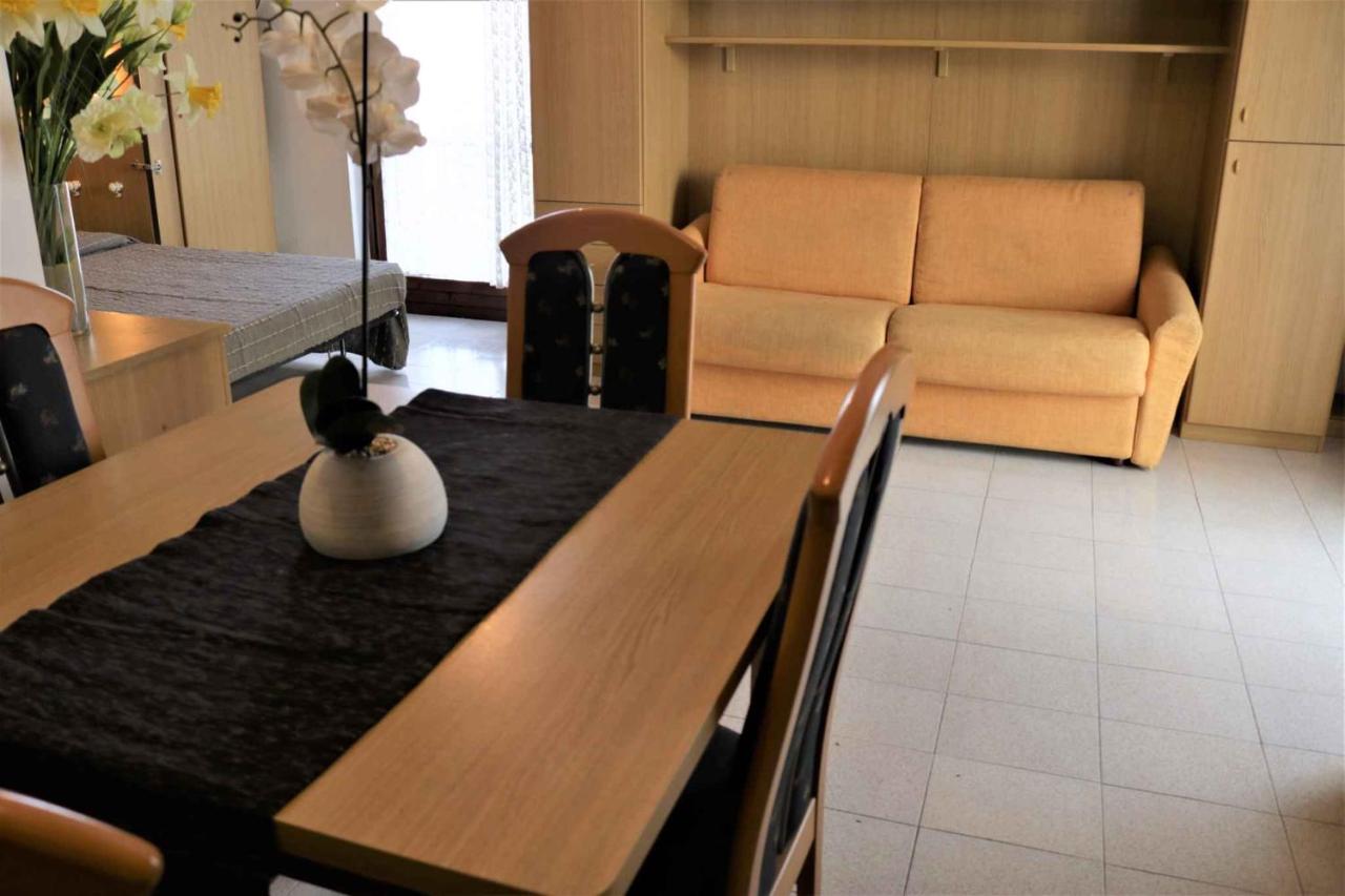 Studio In Lazise/Gardasee 21938 Exteriér fotografie